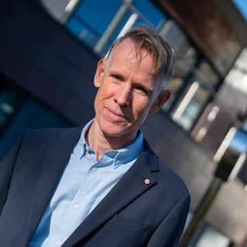 Prof John Wright Hi Res